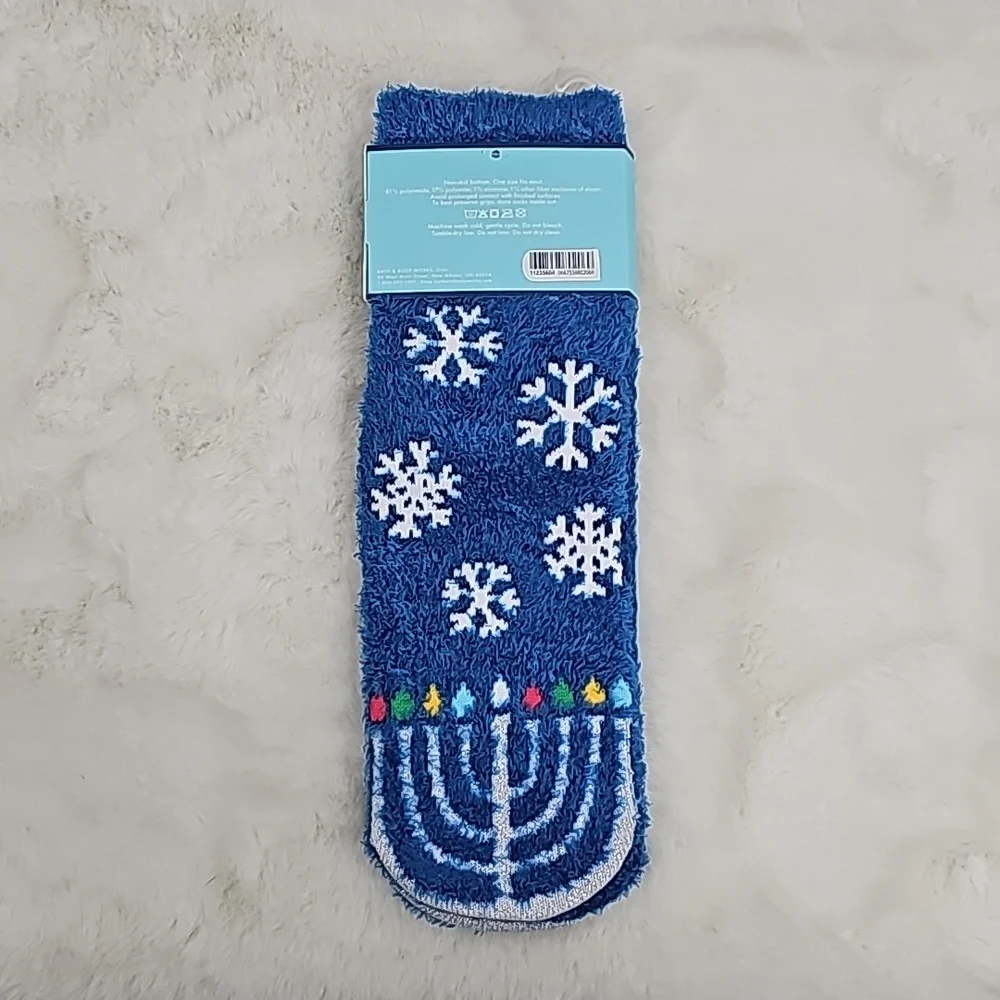 Bath and Body Works Shea-Infused Lounge Socks Peace Light Love Hanukkah